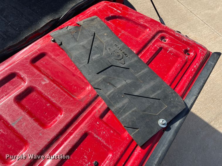 image for item MM9101 2014 Chevrolet Silverado 1500  Double Cab pickup truck