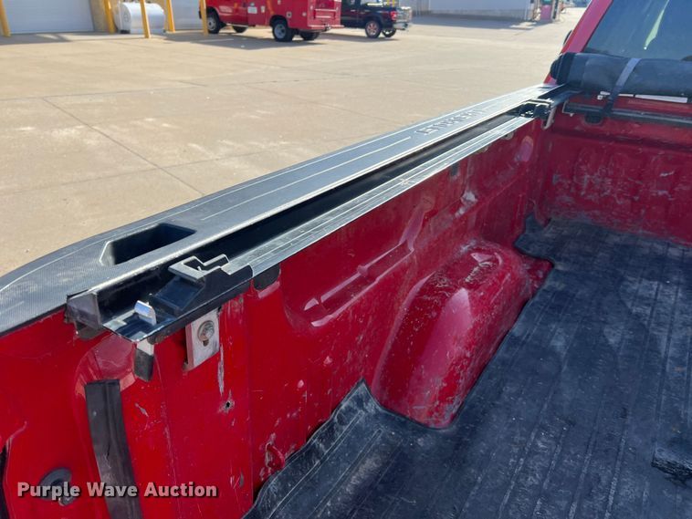 image for item MM9101 2014 Chevrolet Silverado 1500  Double Cab pickup truck