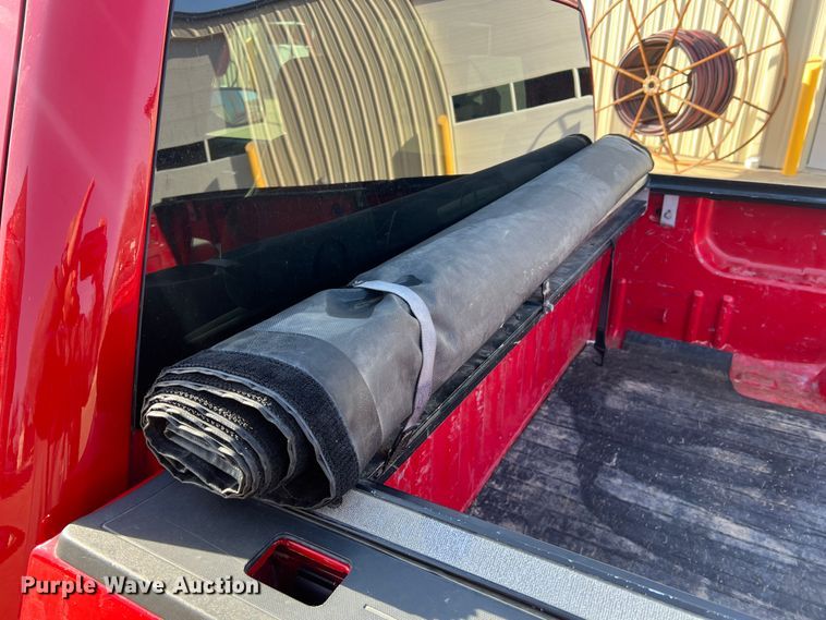 image for item MM9101 2014 Chevrolet Silverado 1500  Double Cab pickup truck