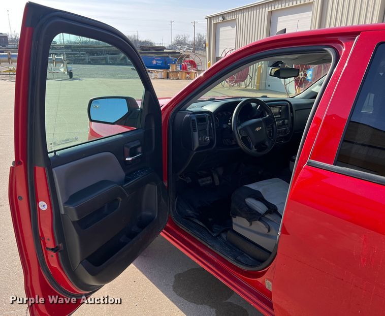 image for item MM9101 2014 Chevrolet Silverado 1500  Double Cab pickup truck