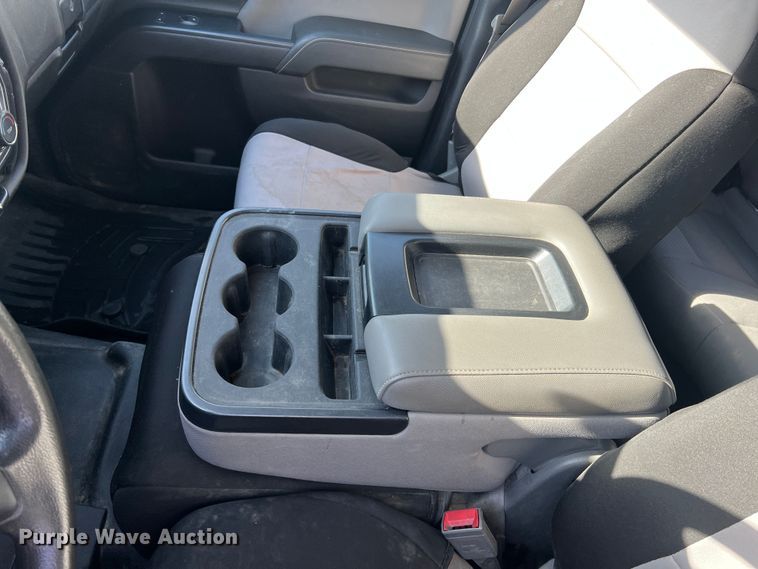 image for item MM9101 2014 Chevrolet Silverado 1500  Double Cab pickup truck