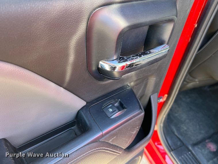 image for item MM9101 2014 Chevrolet Silverado 1500  Double Cab pickup truck