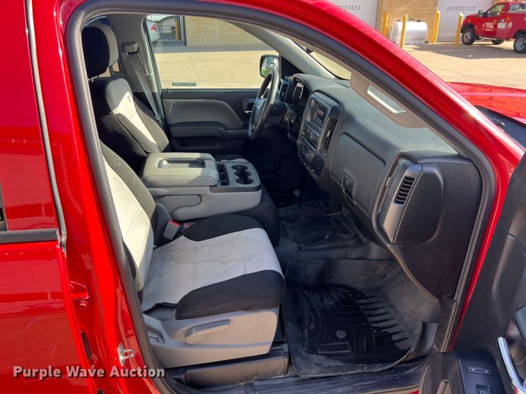 image for item MM9101 2014 Chevrolet Silverado 1500  Double Cab pickup truck