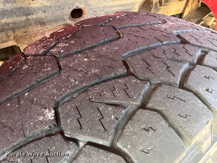 image for item MM9101 2014 Chevrolet Silverado 1500  Double Cab pickup truck