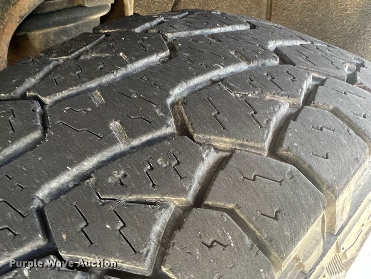 image for item MM9101 2014 Chevrolet Silverado 1500  Double Cab pickup truck