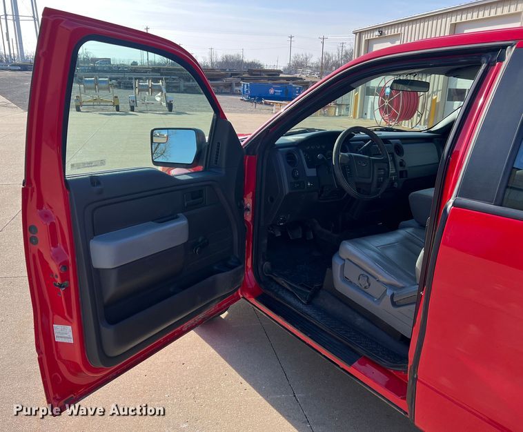 image for item MM9102 2011 Ford F150 XL  SuperCab pickup truck