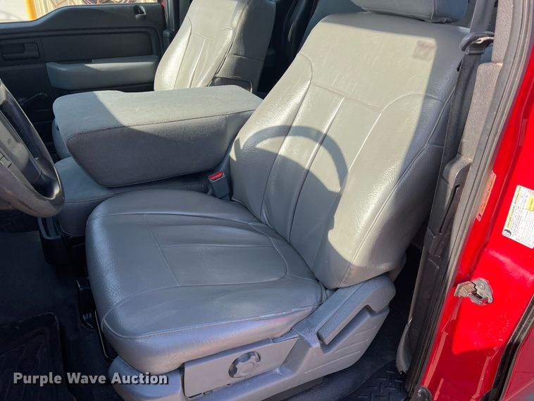 image for item MM9102 2011 Ford F150 XL  SuperCab pickup truck