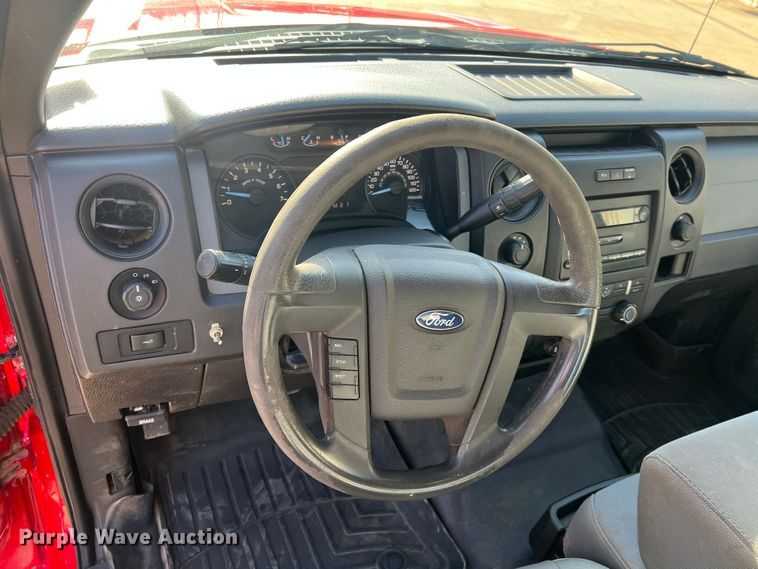 image for item MM9102 2011 Ford F150 XL  SuperCab pickup truck