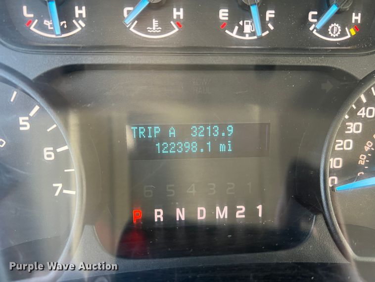 image for item MM9102 2011 Ford F150 XL  SuperCab pickup truck