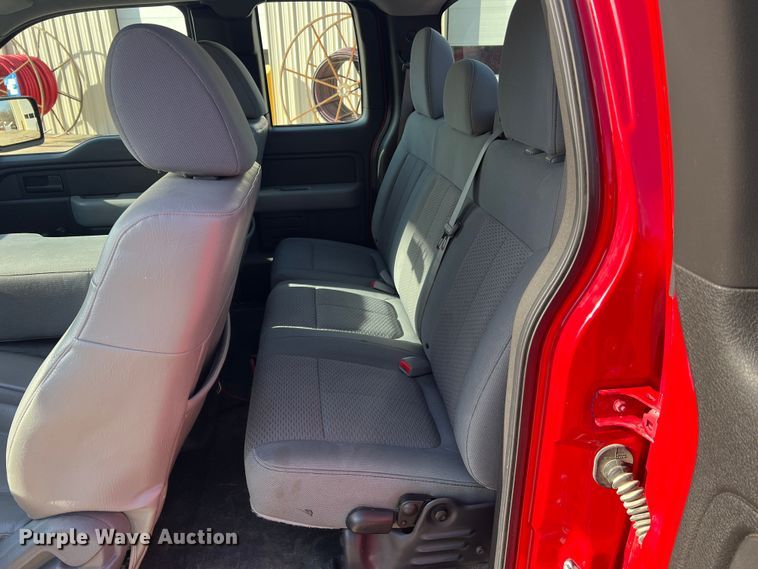 image for item MM9102 2011 Ford F150 XL  SuperCab pickup truck