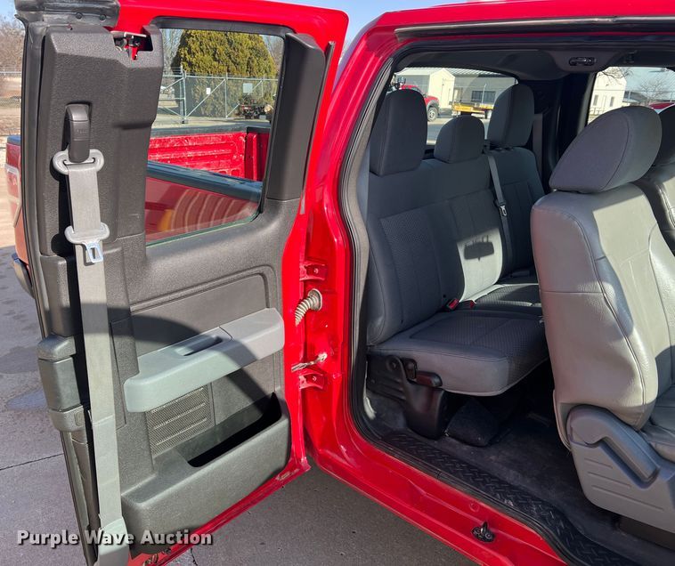 image for item MM9102 2011 Ford F150 XL  SuperCab pickup truck