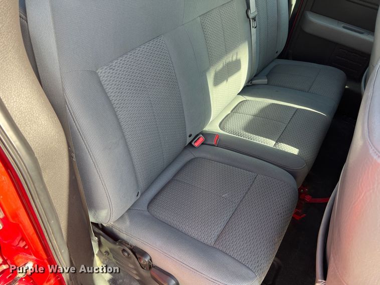 image for item MM9102 2011 Ford F150 XL  SuperCab pickup truck