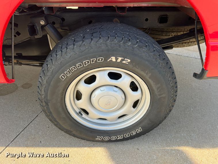 image for item MM9102 2011 Ford F150 XL  SuperCab pickup truck