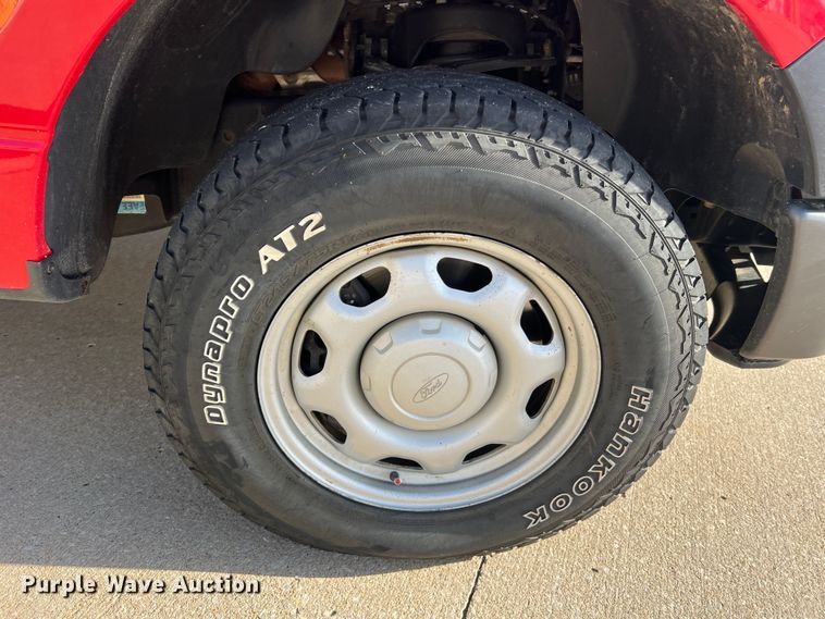 image for item MM9102 2011 Ford F150 XL  SuperCab pickup truck