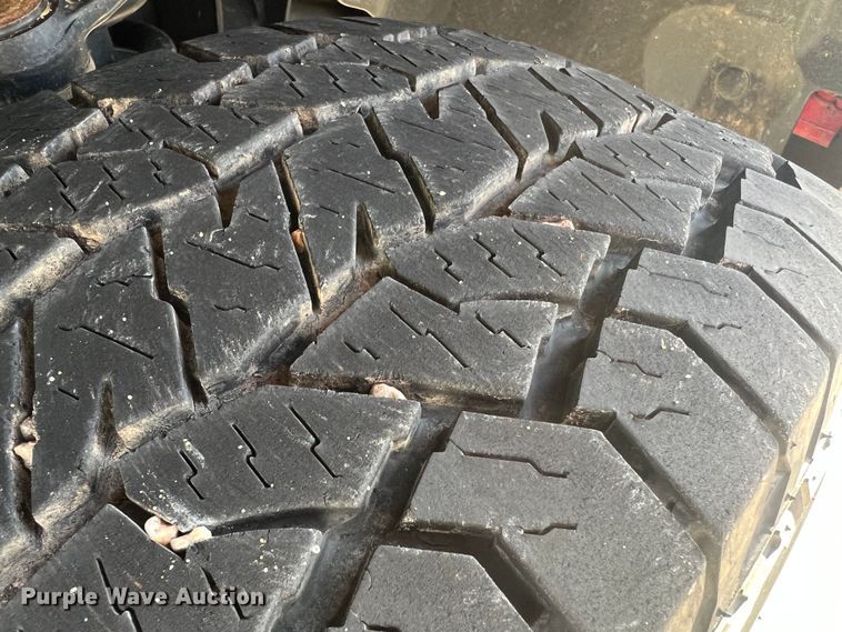 image for item MM9102 2011 Ford F150 XL  SuperCab pickup truck