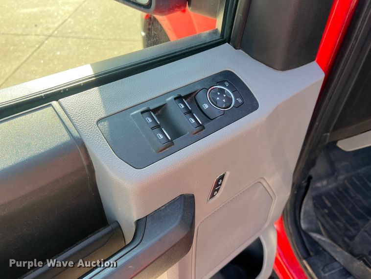 image for item MM9103 2019 Ford F150 XL  SuperCab pickup truck