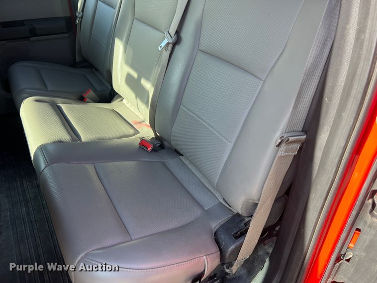 image for item MM9103 2019 Ford F150 XL  SuperCab pickup truck