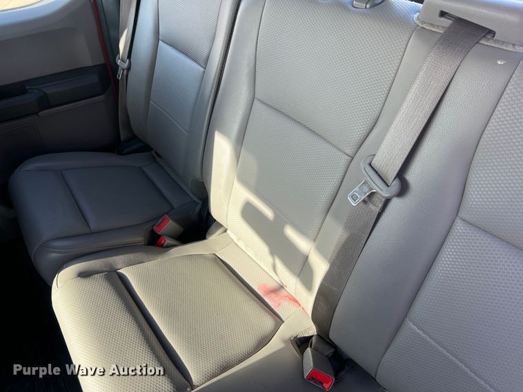 image for item MM9103 2019 Ford F150 XL  SuperCab pickup truck