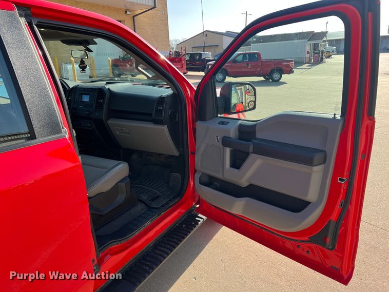 image for item MM9103 2019 Ford F150 XL  SuperCab pickup truck