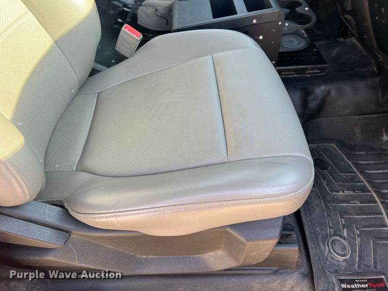 image for item MM9103 2019 Ford F150 XL  SuperCab pickup truck