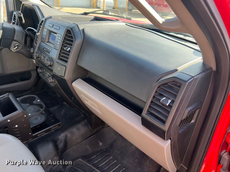 image for item MM9103 2019 Ford F150 XL  SuperCab pickup truck