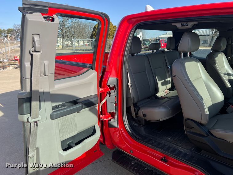 image for item MM9103 2019 Ford F150 XL  SuperCab pickup truck