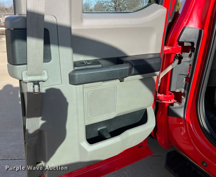 image for item MM9103 2019 Ford F150 XL  SuperCab pickup truck