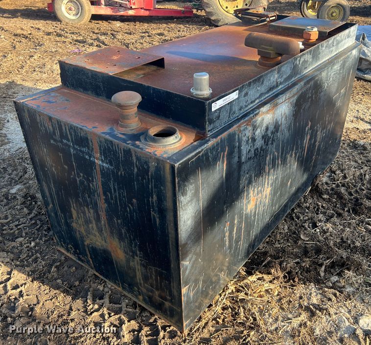 image for item MM9122 Oil tank