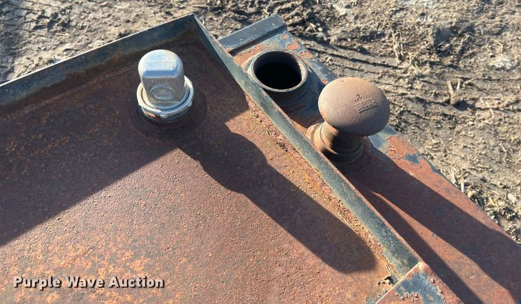 image for item MM9122 Oil tank