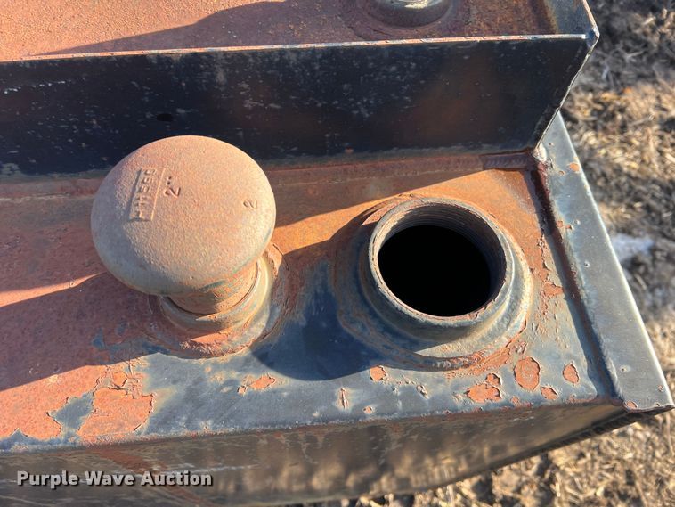 image for item MM9122 Oil tank