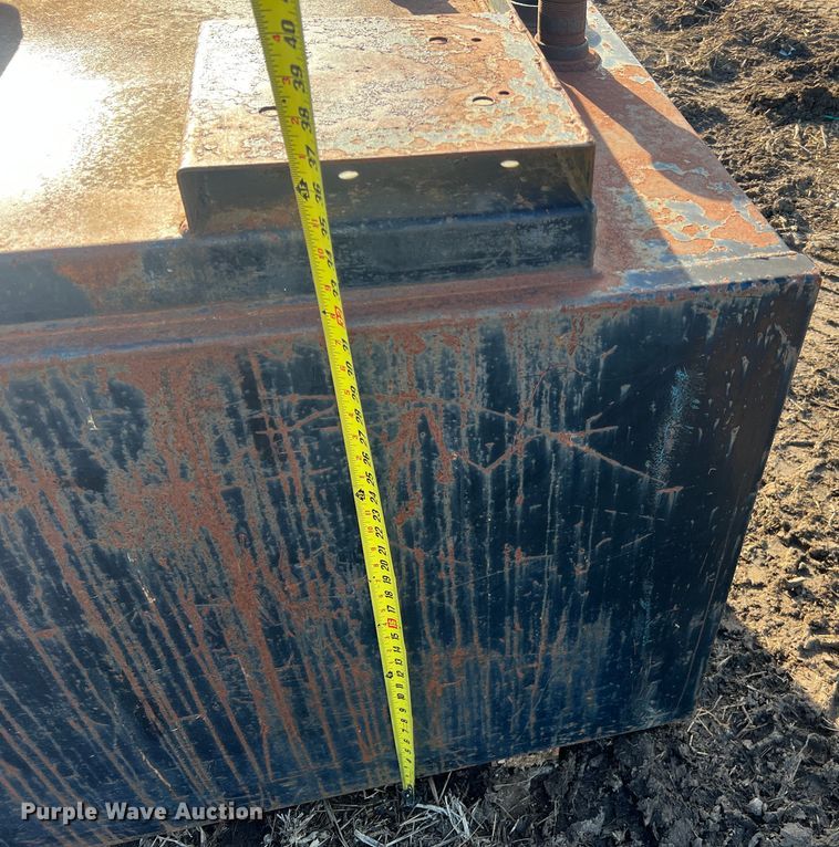 image for item MM9122 Oil tank