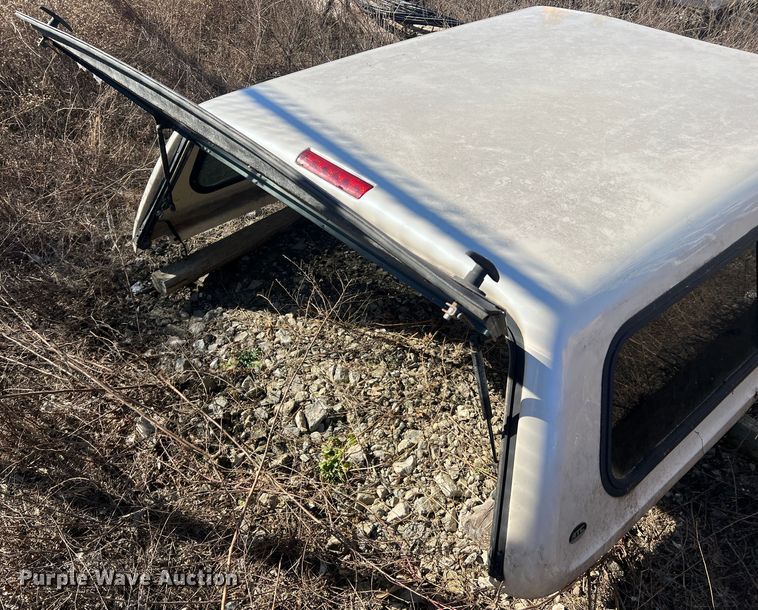 image for item MM9138 truck topper