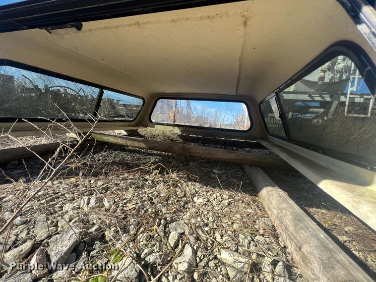 image for item MM9138 truck topper