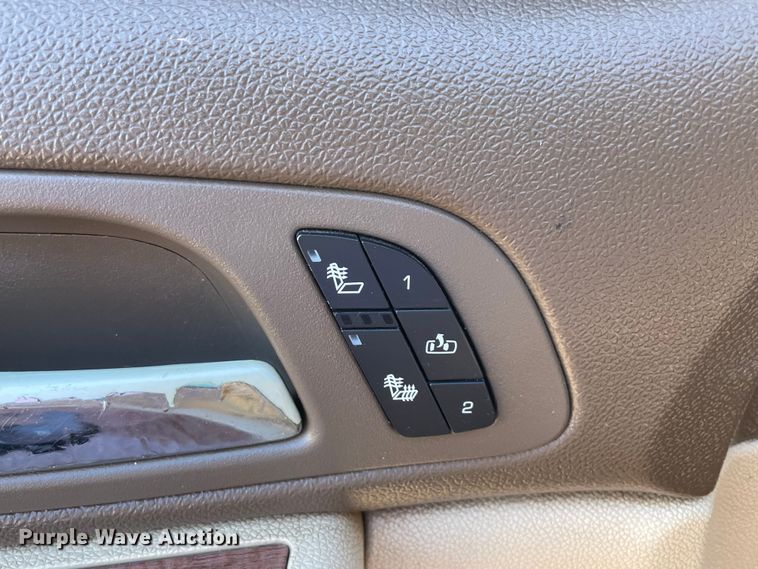 image for item MM9284 2007 GMC Sierra Classic 1500 SLT  Crew Cab pickup truck