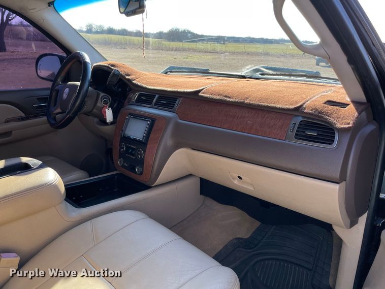 image for item MM9284 2007 GMC Sierra Classic 1500 SLT  Crew Cab pickup truck