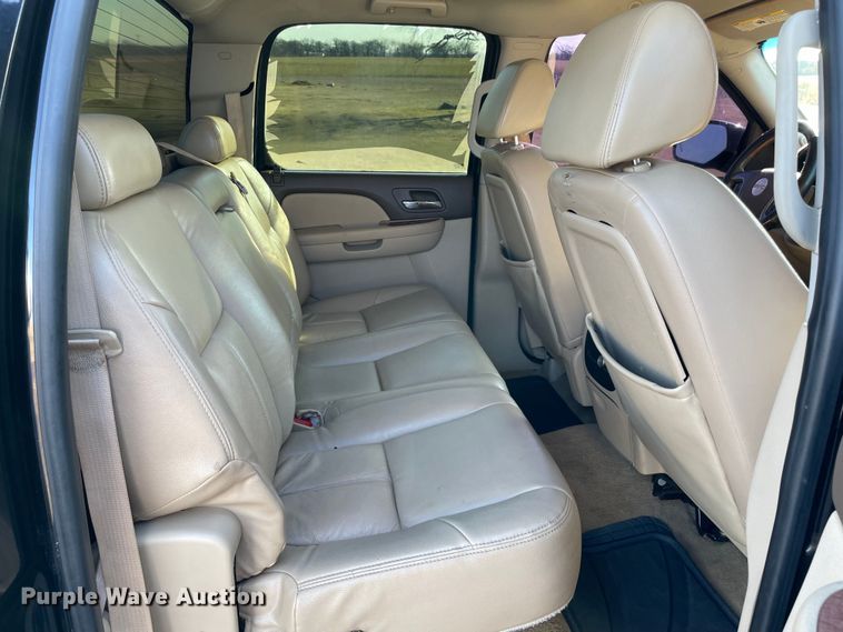 image for item MM9284 2007 GMC Sierra Classic 1500 SLT  Crew Cab pickup truck