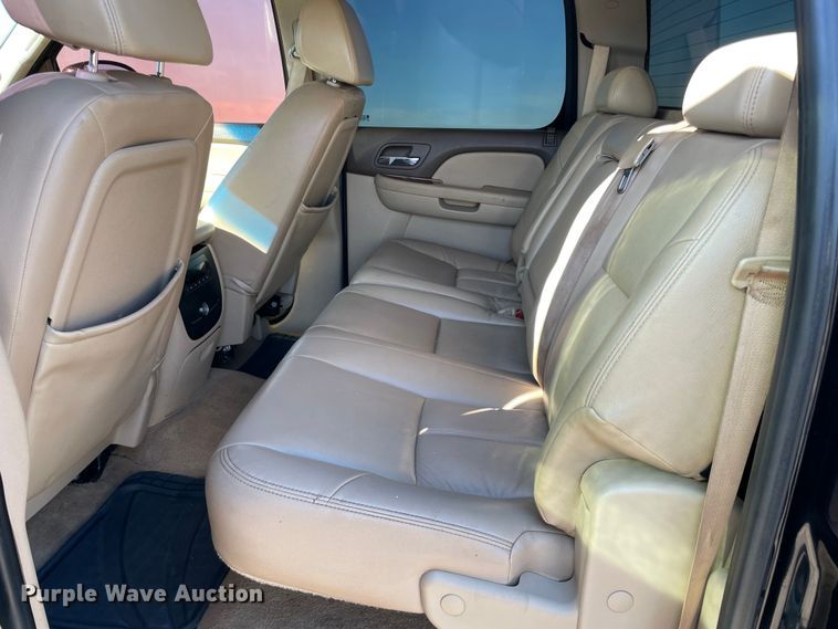 image for item MM9284 2007 GMC Sierra Classic 1500 SLT  Crew Cab pickup truck