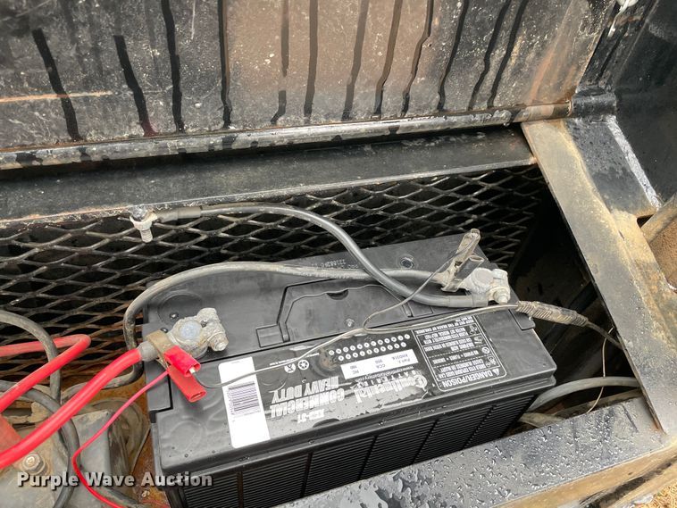 image for item MM9292 2018 Kerr-Bilt  tilt deck equipment trailer