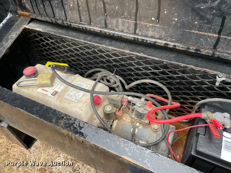 image for item MM9292 2018 Kerr-Bilt  tilt deck equipment trailer