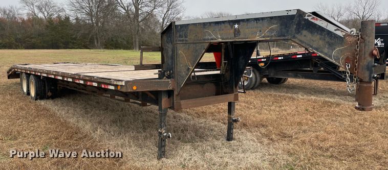 image for item MM9293 2000 Trail Master  equipment trailer
