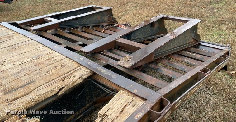 image for item MM9293 2000 Trail Master  equipment trailer