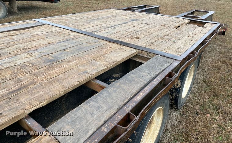 image for item MM9293 2000 Trail Master  equipment trailer