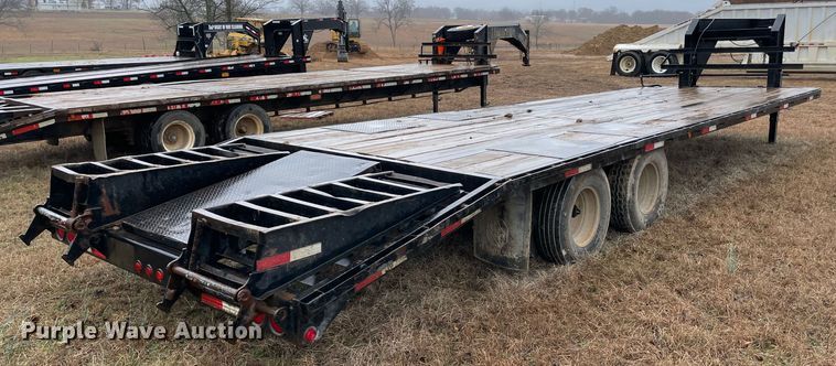 image for item MM9294 2011 Elite  equipment trailer