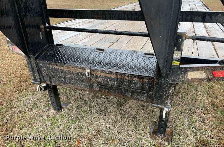 image for item MM9294 2011 Elite  equipment trailer