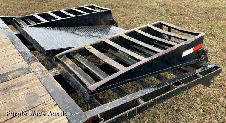 image for item MM9294 2011 Elite  equipment trailer