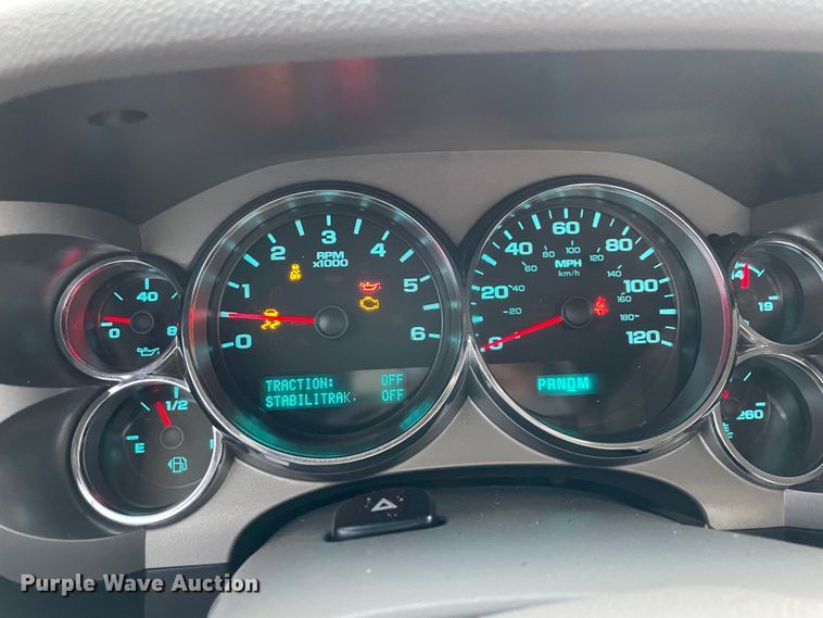 image for item MM9296 2013 GMC Sierra 1500 SLE  Crew Cab pickup truck