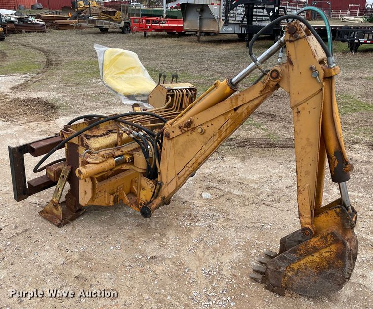image for item MM9298 Davis Manufacturing  skid steer backhoe