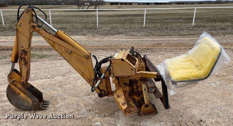 image for item MM9298 Davis Manufacturing  skid steer backhoe