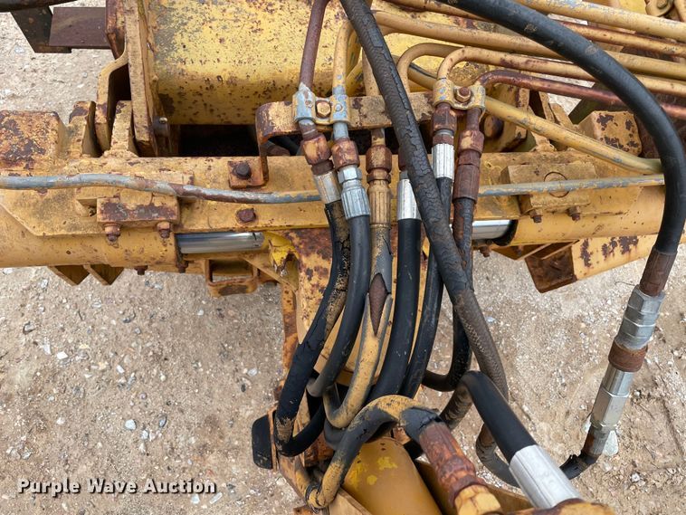 image for item MM9298 Davis Manufacturing  skid steer backhoe