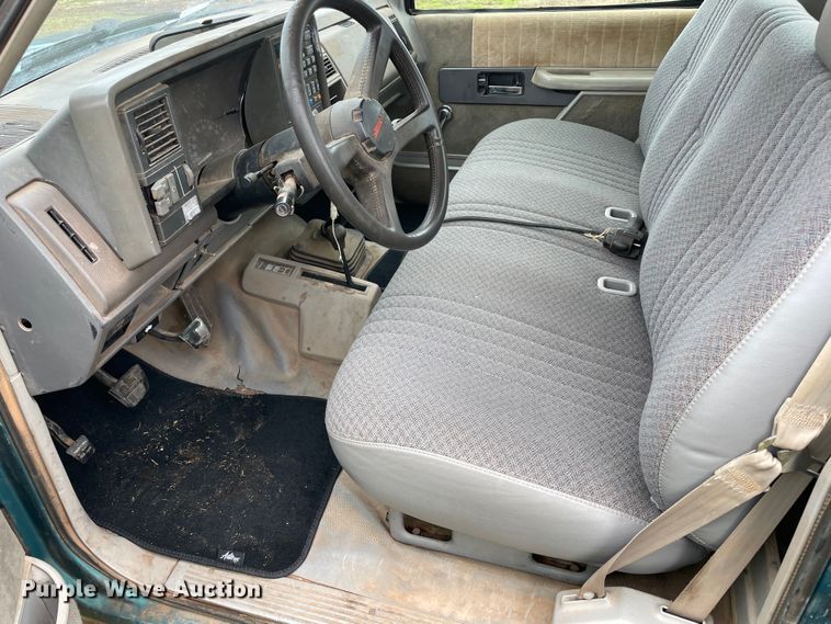 image for item MM9300 1994 Chevrolet K2500  bale bed pickup truck